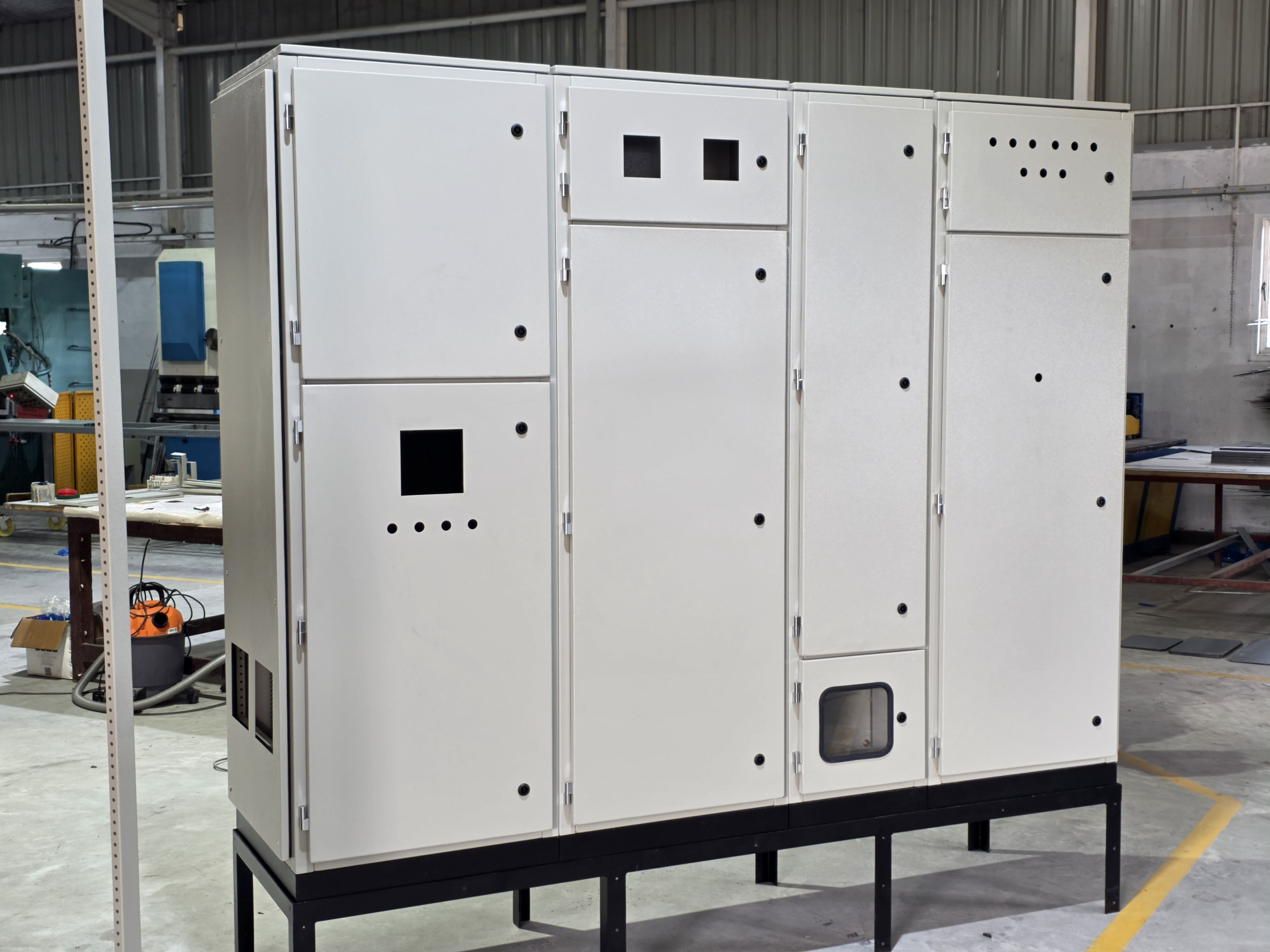 Meklet switchboard enclosure in the workshop